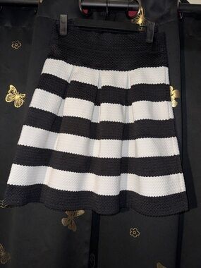 Ann Taylor Black and White Striped Skater Skirt
